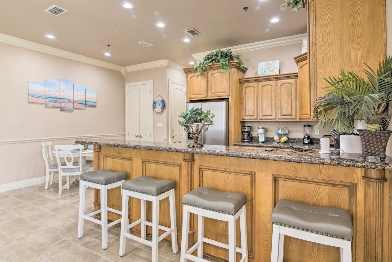 South Padre Island Condo - 200 Ft To Beach! Екстер'єр фото
